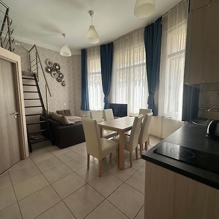 Bright Apartment In The Most Beautiful Street Of Budapest Vaci Street, Fashion Street Exterior photo