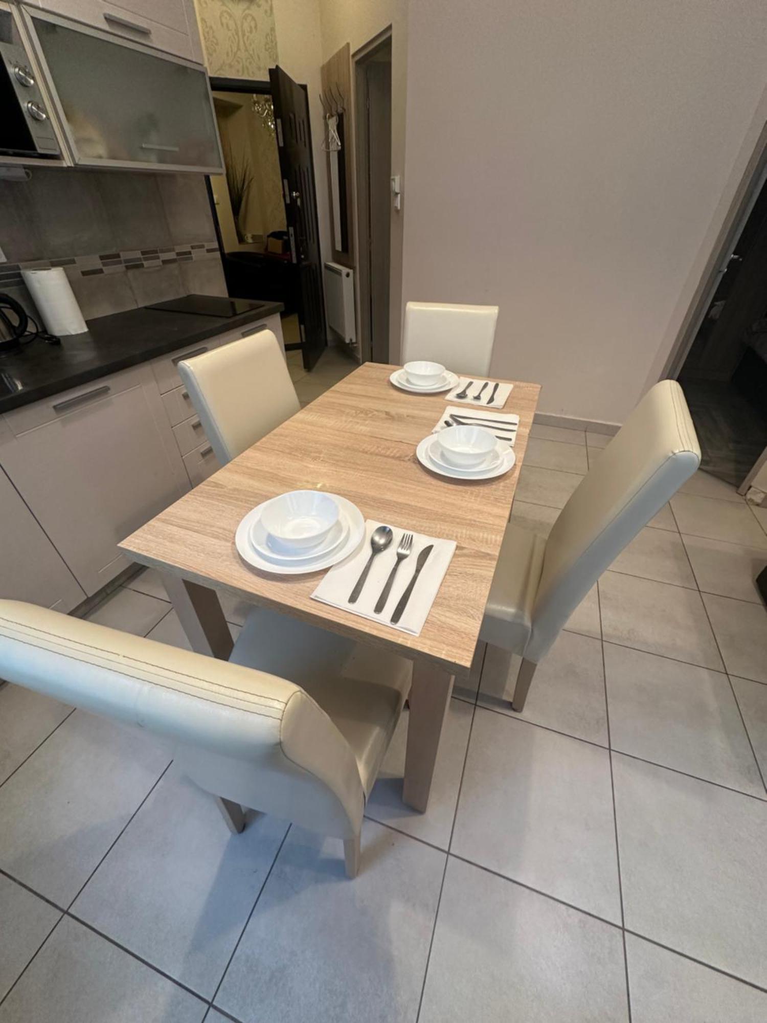 Bright Apartment In The Most Beautiful Street Of Budapest Vaci Street, Fashion Street Exterior photo